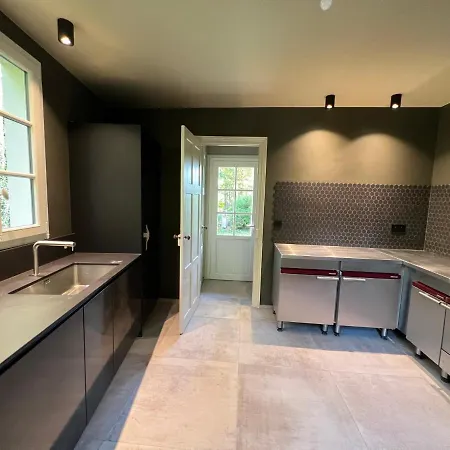 Holiday home Maison En Pleine Foret A 10min De Reims