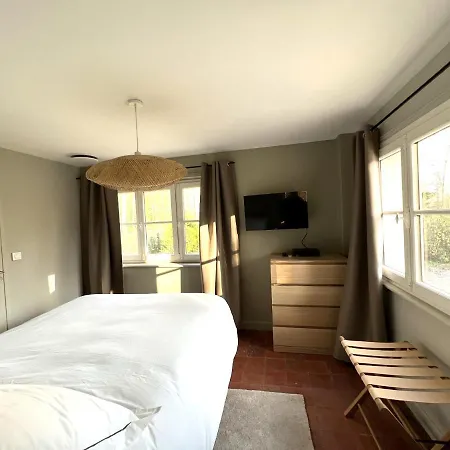 Maison En Pleine Foret A 10min De Reims *